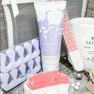 Mary Kay Into the Garden Home Pedicure Spa